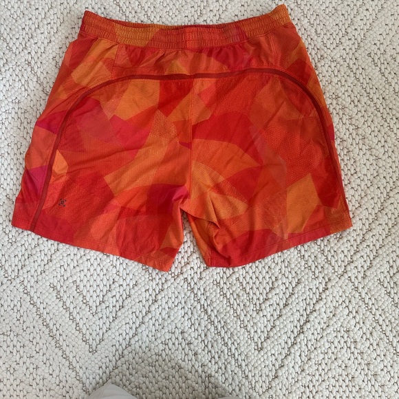 Lululemon shorts - Picture 3 of 4